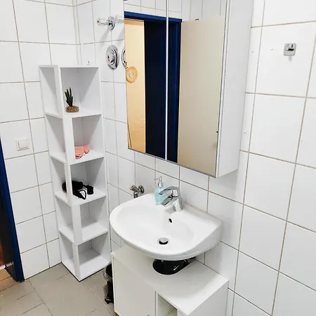 F1b - Urlaubsmagie - Helle Mit Sauna Und Pool Apartment Sebnitz