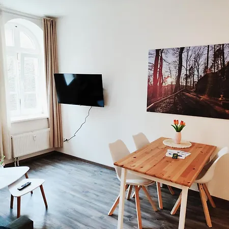 F1b - Urlaubsmagie - Helle Mit Sauna Und Pool Sebnitz