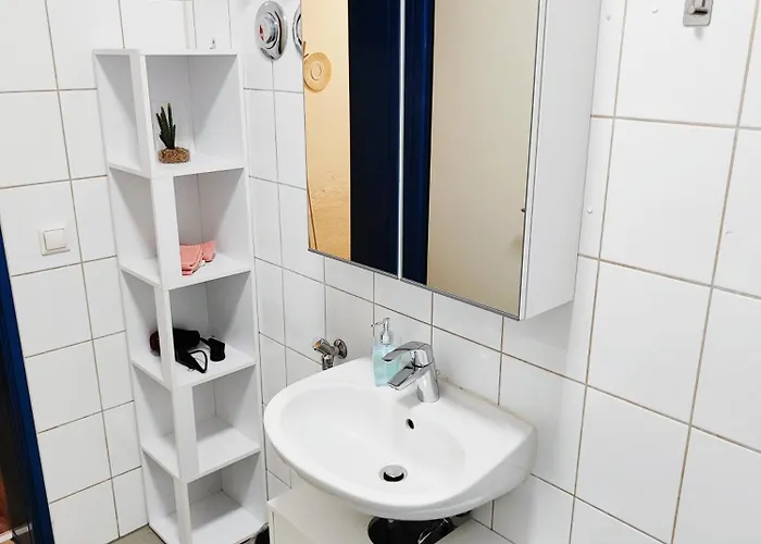 F1b - Urlaubsmagie - Helle Mit Sauna Und Pool Appartement Sebnitz