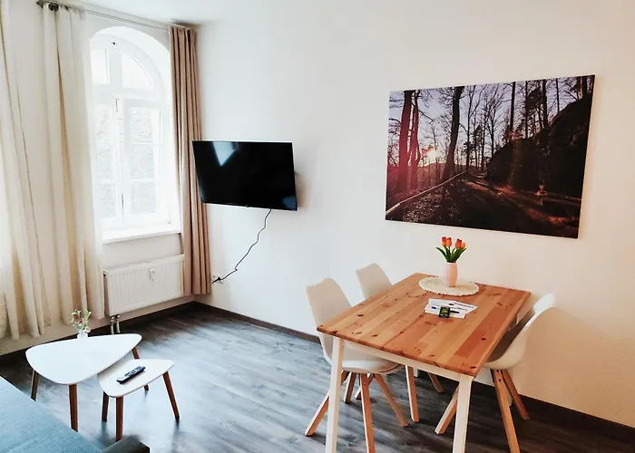 F1b - Urlaubsmagie - Helle Mit Sauna Und Pool Sebnitz